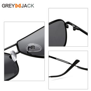 Lunettes de soleil polarisées Greyjack, monture en métal, noires, unisexes, protection UV400, design hexagonal, verres TAC - Product Image 1