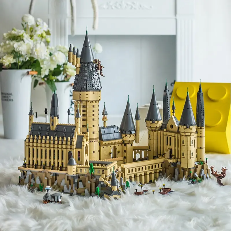 Legoing Hogwart जादू महल स्कूल की इमारत ब्लॉकों 71043 एलईडी प्रकाश के साथ क्रिसमस उपहार बच्चों के लिए के साथ संगत