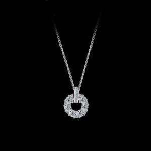 Collier en argent sterling entièrement serti de diamants, petit collier rond en moissanite de marque - Product Image 4