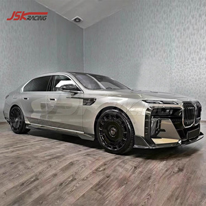 Garniture d'aile avant en fibre de carbone sèche de style Mans pour BMW Série <span class=keywords><strong>7</strong></span> <span class=keywords><strong>G70</strong></span> 2022-2025 - Product Image 4
