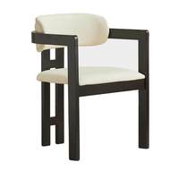 Chaise de salle à manger en bois antique de style français rétro, luxe léger, avec accoudoirs et dossier en bois massif pour usage domestique, fauteuils