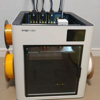 Snapmaker U1 Printer 3D Multi-Warna dengan Sistem Penggantian Alat SnapSwap 5s CoreXY