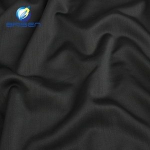 Трикотажное полотно из 100% полиэстера, устойчивое к усадке, черное, ширина 185 см, для пошива одежды: футболок, танцевальной одежды, платьев - Product Image 2