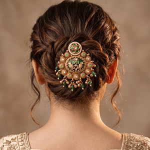 Broche para el Cabello Chapado en Oro con Piedra Verde, Motivo de Pavo Real Ornamentado, Detalles de Perlas y Diseño Floral Tradicional para Mujer Elegante - Product Image 4
