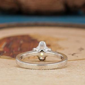 Anillos de diamantes elegantes elaborados con estilo de joyería fina, diseños atemporales, artesanía superior y excepcional. - Product Image 2