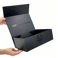 Boîte d'emballage cadeau en carton rigide de luxe personnalisée, finition UV, pliable, noire, magnétique, emballage haut de gamme pour vêtements, conforme aux normes européennes