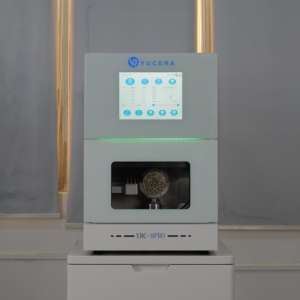 Machine de fraisage 5 axes Yucera de qualité laboratoire dentaire, pour usages à sec et humide, destinée aux bridges d'implants à arches complètes - Product Image 2