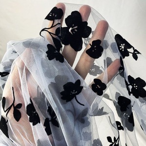 Tela de Malla de Nailon con Textura 3D, Color Negro, con Diseño de <span class=keywords><strong>Rosas</strong></span>, para Vestidos de <span class=keywords><strong>Mujer</strong></span>, Lencería, Decoración de Eventos, Estilo Retro Elegante, Pro <span class=keywords><strong>Max</strong></span> - Product Image 3
