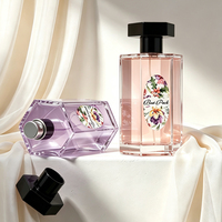 Flacon diffuseur de parfum hexagonal en verre transparent, couleur personnalisée, 30ml 50ml 100ml, emballage pour parfum d'intérieur, bouchon à vis