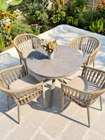 Ensemble de table à manger rectangulaire moderne et portable pour jardin, en dalles de pierre noire robustes, avec chaises confortables et durables à sangles marron