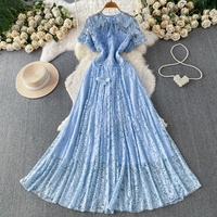 Robe décontractée élégante pour femme WIWT à manches courtes en dentelle, coupe trapèze, avec découpes et décorations papillon, longue et fluide, idéale pour le quotidien et les vacances