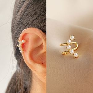 Venta al por mayor de pendientes de clip con forma de corazón de perla clásicos y exquisitos, joyería en forma de U, sin perforación, para cartílago. - Product Image 3