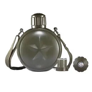 Wholesale Camouflage Military Water Bottle With Bag For Travel 800MLSoldier Hot Bottle With Compass 304 Metal Soldier Flagon