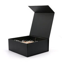 Stock Venta Imán plegable negro Embalado 20*18*8 Caja de papel Caja de imán plegable de cartón de calidad