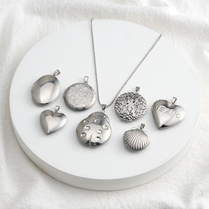 Collar de acero inoxidable brillante con diseño de corazón, caja de fotos con colgante, ovalado - Product Image 2