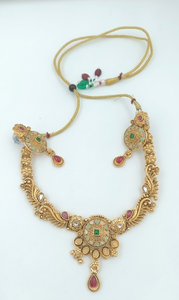 Collar DIVYORO Clásico de Compromiso, Estilo Antiguo, Adornado con Motivos Florales y Detalles en Esmalte, Chapado en Oro sobre Cobre y Latón, Joyería de Moda - Product Image 3