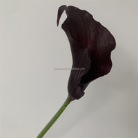 B-1046 Bunga Calla Lily Artifisial Kelas Atas dari Karet Lunak, Tangkai Tunggal, Bunga Dekoratif, Warna Hitam Merah, Calla Lilies Grosir