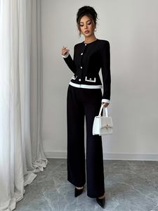 طقم نسائي كاجوال من قطعتين بنمط صلب، ملابس رياضية طويلة، ملابس فيتنامية خفيفة الوزن من مصنع الملابس، زي منسوج مع عينة مجانية - Product Image 1