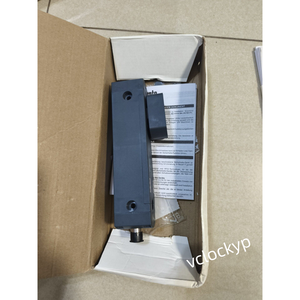 1ชิ้นใหม่ pizzato NS D4AZ1SMK-F41ล็อคประตูนิรภัยจัดส่งเร็ว FedEx หรือ DHL - Product Image 1