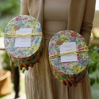 Élégante boîte cadeau ovale rétro française pour demoiselle d'honneur avec poignée, en matériaux recyclés écologiques, design rigide, réutilisable et pratique