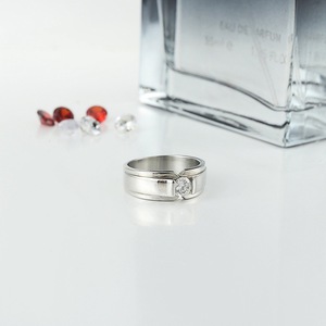 Yunnique Stainless Steel Round Diamond <b>Ring</b> Bezel Setting <b>Silver</b> US Unisex Engagement Jewelry Geometric Design FY21069 Dongguan - Product Image 3