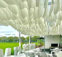 Voilages européens en polyuréthane et spandex à fixation plafond, soufflés par le vent, pour décorations extérieures