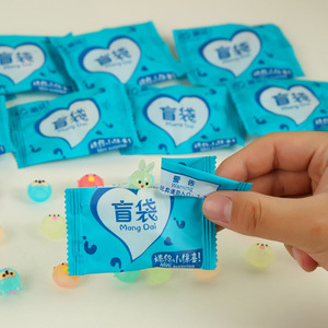 Figuras de Resina que Brillan en la Oscuridad, Bolsas Sorpresa, Juguetes de Moda para Niños, Regalo Unisex, Pequeñas Figuras Coleccionables, Edad 7-14 Años, Zhejiang - Product Image 4
