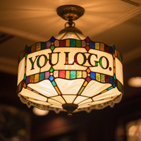 Grand lustre mosaïque personnalisé avec logo, lampe suspendue en verre teinté pour projet de rénovation de restaurant OEM/ODM