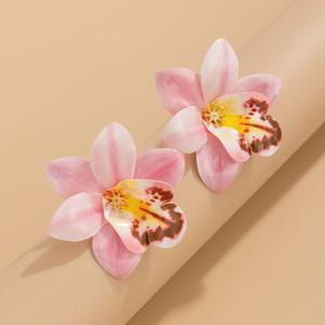 Boucles d'oreilles clous grandes fleurs colorées pour femmes, accessoires tendance pour dames, bijoux fantaisie féminins, cadeaux - Product Image 4