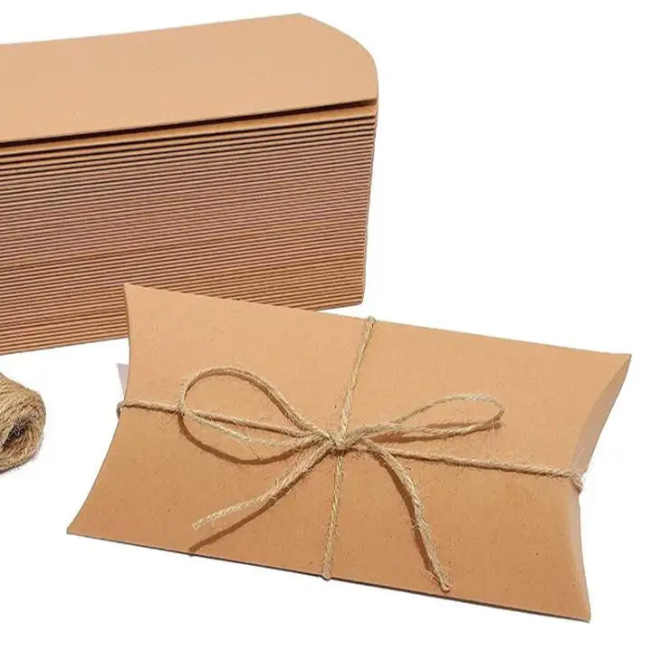 Caja de papel de regalo para dulces, caja de almohada de color marrón con nombre de marca personalizado, embalaje de regalo para dulces