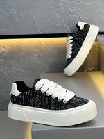 Tendance Mode 2026 : Baskets Basses Épaisses Minimalistes pour Hommes – Idéales pour la Ville, la Marche et les Voyages – Chaussures Décontractées – Support OEM/ODM – Vente en Gros