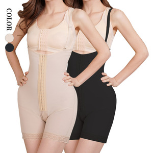 Женский корсет из латекса - Product Image 3