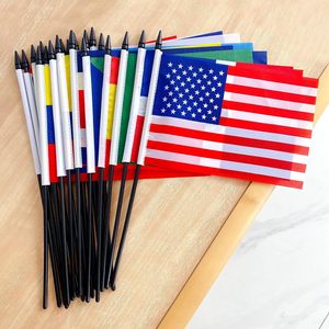 Paquete de 22 mini banderas pequeñas de palo que hablan español, 18 países de América Latina, banderas de mano de 5x8 pulgadas - Product Image 4