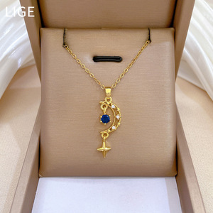 قلادة رومانسية جديدة على شكل قمر ونجمة زرقاء قلادة أنيقة من الماس بتصميم مجوف قلادة فاخرة من التيتانيوم الصلب - Product Image 1