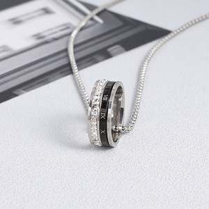 Collier minimaliste de style coréen, unisexe, chaîne longue en acier titane, mode hip-hop européenne et américaine - Product Image 3