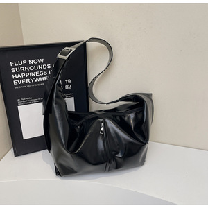 กระเป๋าใต้วงแขนขนาดใหญ่แบบพกพาข้ามประเทศ รุ่นใหม่ปี 2026 กระเป๋าสะพายสำหรับผู้หญิง กระเป๋าสะพายข้างน่ารัก กระเป๋าสะพายไหล่/ถือแฟชั่น - Product Image 3