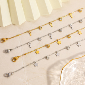 Bracelet fin avec pendentif clé plaqué or 18 carats, serti de diamants, bijoux pour femmes à porter au quotidien - Product Image 4