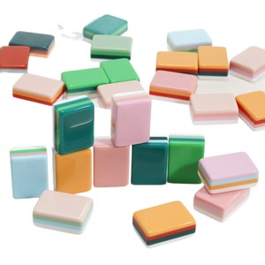 Juego de Mahjong Acrílico de Cuatro Capas, Colores Personalizados, No Tóxico, Universal para Juegos de Cartas y Ajedrez - Product Image 5