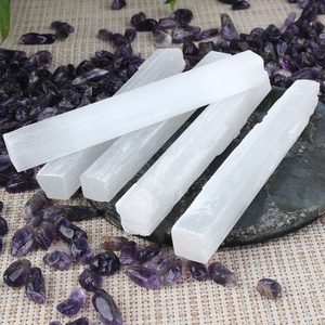 หินเซเลไนต์ธรรมชาติแท่งสีขาวสำหรับบำบัดและตกแต่ง ขายส่ง - Product Image 4