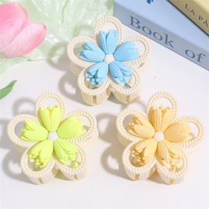 إكسسوارات نسائية ثلاثية الأبعاد بمشبك زهور ألوان الباستيل من الراتنج إكسسوارات شعر زهور بلاستيكية للبيع بالجملة - Product Image 5