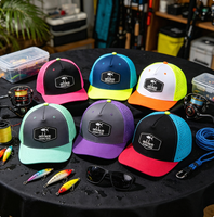 Gorra Trucker Perforada con Bloques de Color, Gorra Snapback de Malla de Secado Rápido con Parche de Goma, Gorra Deportiva Transpirable de Ala Plana para Exteriores