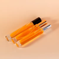 Fond épais de bouteille en verre de parfum portatif de 10ml avec des couvercles de jet de brouillard en aluminium atomiseur pour la recharge facile de paquet de parfum