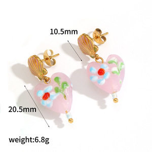 ต่างหูจี้รูปหัวใจโลหะผสมสังกะสีชุบทอง 18k สีสันสดใสสำหรับผู้หญิงต่างหูแฟชั่น - Product Image 5