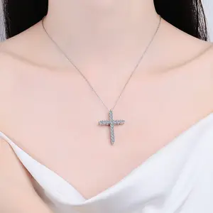 Fashion Jewelry S925 Sterling Silver Necklace 1.6ct D Color Moissanite Diamond Cross Necklace For Women 2023