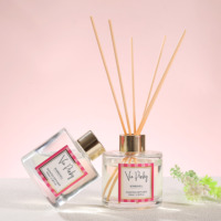 Diffuseur de parfum Via Pinky Bombshell 100ml, boîte rayée rose, bâtonnets parfumés élégants, pot en verre, décoration d'intérieur, cadeau OEM