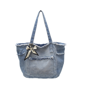 Sac en cuir de vachette souple avec bandoulière, sac rétro et simple à grande capacité pour femme - Product Image 1