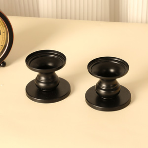 Bougeoir de bureau américain country fer forgé noir Bougeoir salon salle à manger guesthouse décoration métal petit <span class=keywords><strong>chandelier</strong></span> - Product Image 1