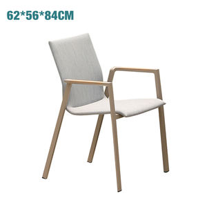 Ensemble de salle à manger d'extérieur moderne et imperméable avec chaises en rotin tressé et table en métal pour patio - Product Image 6