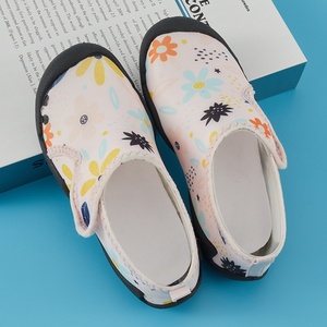 Zapatos de Playa Unisex para Niños, para Caminar por el Agua, con Velcro, Antideslizantes, Descalzos, con Suela de Goma Natural Resistente al Agua - Product Image 3