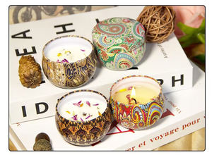 Venta al por mayor Juego de regalo de lujo Latas de aroma de metal Tarro de vela Cera de soja natural Velas perfumadas para aromaterapia Viaje perfumado - Product Image 5